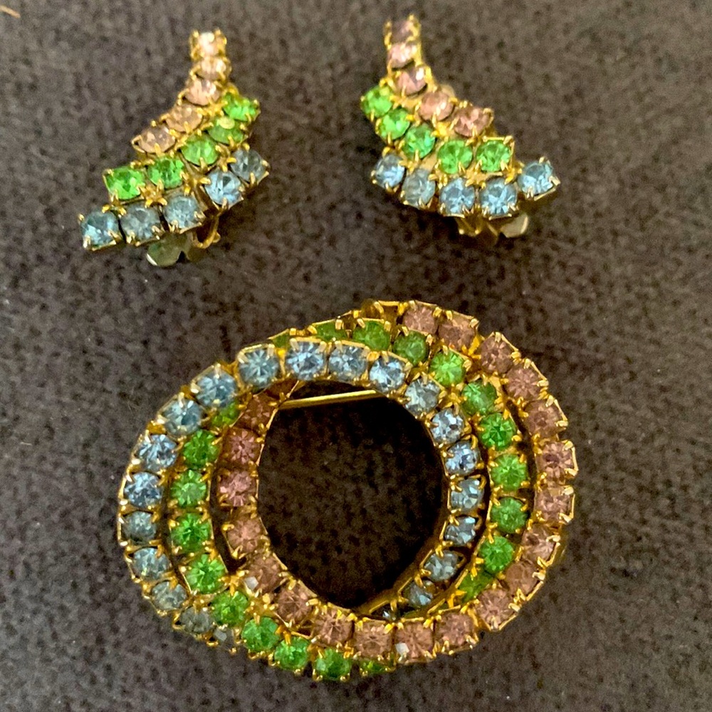 Circly Brooch/Earring Set